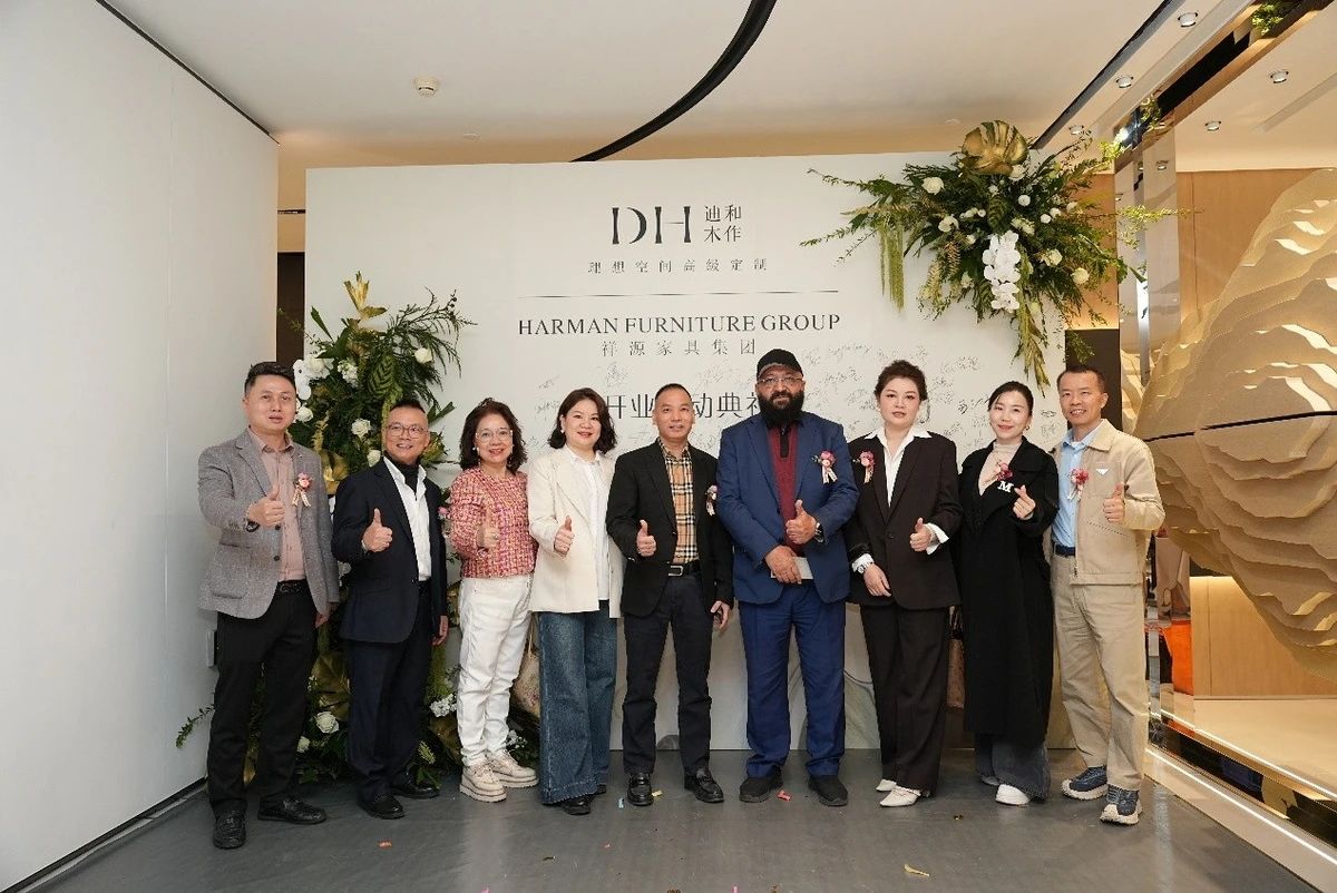 The high-end full-case luxury brand under Harman Furniture Group – DH Dihe Woodwork grandly opened